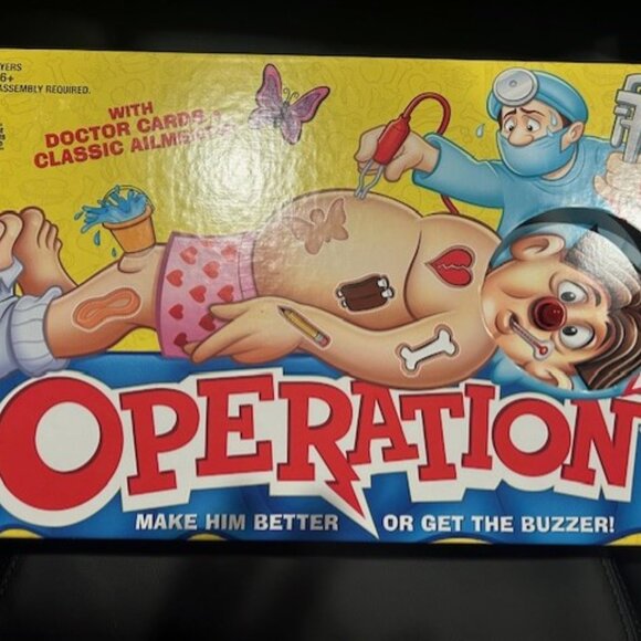 Hasbro Operation Interactive Game - Family/Friends Board Game - NEW - Picture 1 of 5